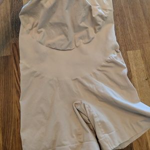 Maternity Shapeware, Like New! Belevation Size M